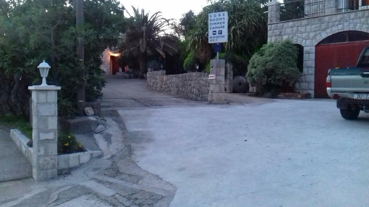 מאלי סטון Rooms Katija מראה חיצוני תמונה
